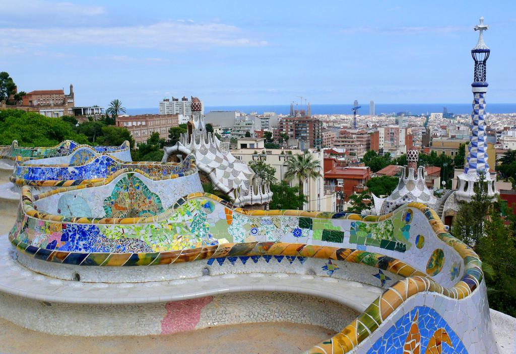 Atic Gaudi-Gracia Apartment Barcelona Bagian luar foto