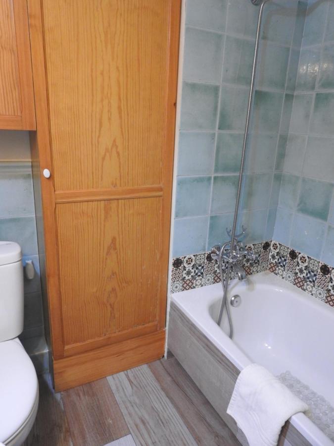 Atic Gaudi-Gracia Apartment Barcelona Bagian luar foto
