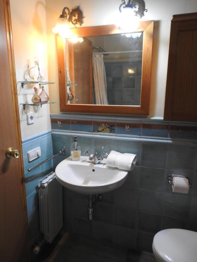Atic Gaudi-Gracia Apartment Barcelona Bagian luar foto